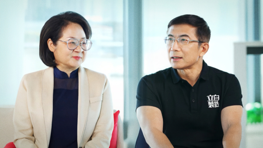 刘翔陪妻子回芜湖探亲体验网红滑梯,2025香港历史开奖结果查询表图片大全,决策资料解释落实_精简版V14.53
